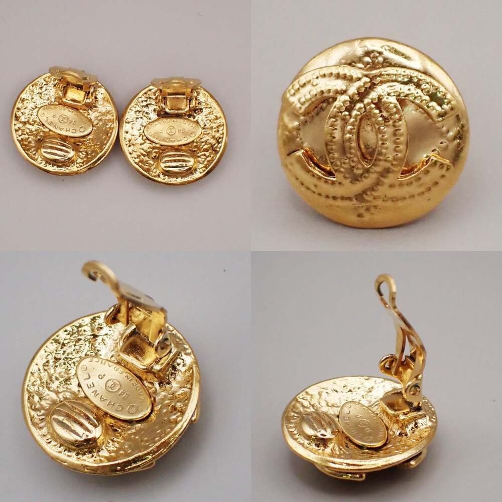 Chanel Gold Plated Vintage Round CC Clip-on Earrings Gold - Picture 3 of 5